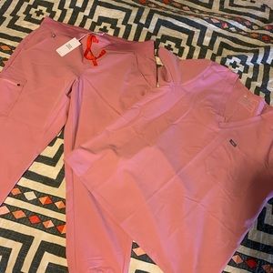 Figs Chalk PInk Catarina TOP ONLY